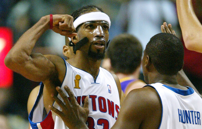 美因茨vs门兴格拉德巴赫：李在城、阿米里首发，雷纳、尼科-埃尔维迪出战（美因茨对阵门兴格拉德巴赫：李在城、阿米里先发，雷纳与尼科-埃尔维迪登场）