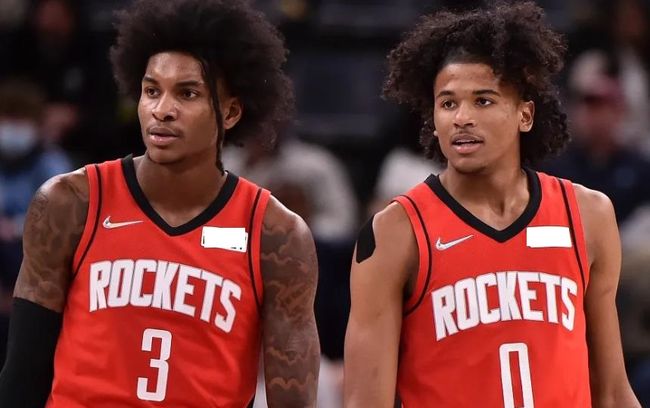 半场：莱比锡0-0不莱梅，巴克豪斯多次扑救（半场战报：莱比锡与不莱梅0-0，巴克豪斯屡献扑救）