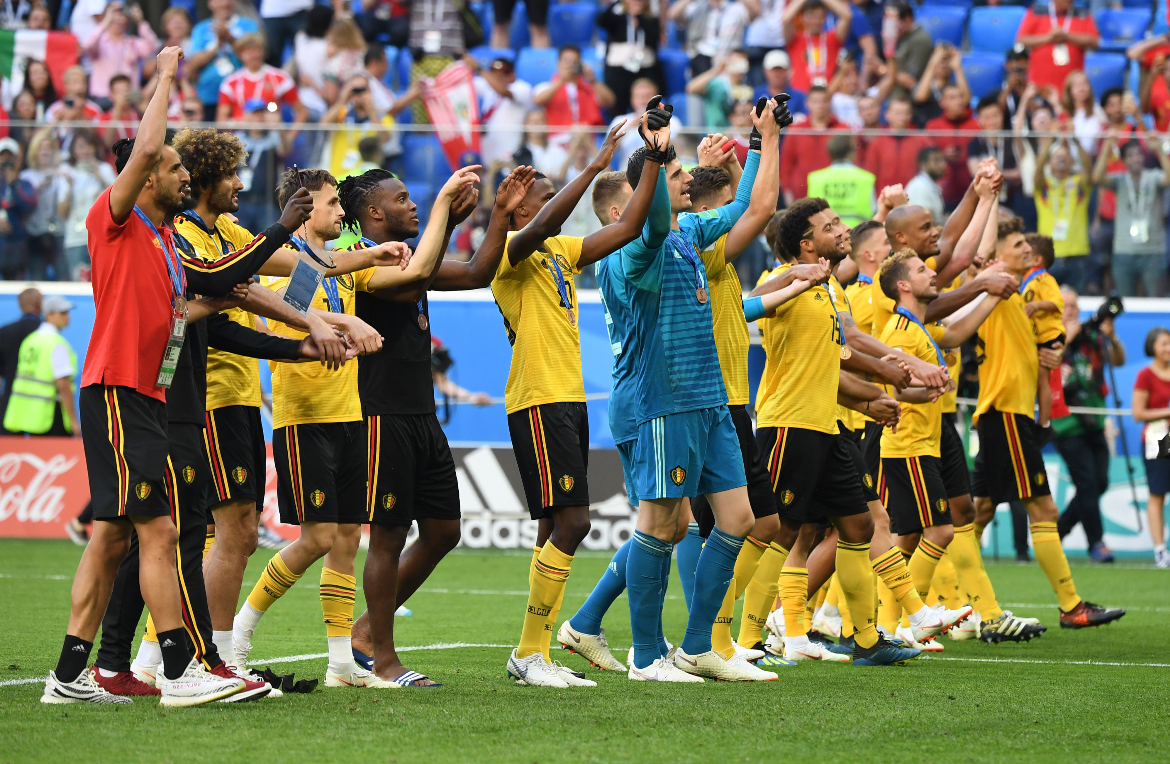 德凯特拉雷：切尔西实力很强，我们必须发挥最佳水平才能取胜（德凯特拉雷：切尔西实力雄厚，唯有拿出最佳状态方能取胜）