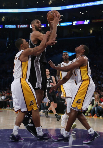 球队仍暴露 球队仍暴露